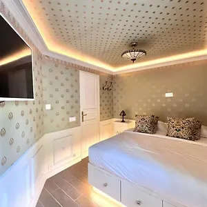 Prestige A Deux Pas De Montparnasse 6p - Flat-guest , Paris France